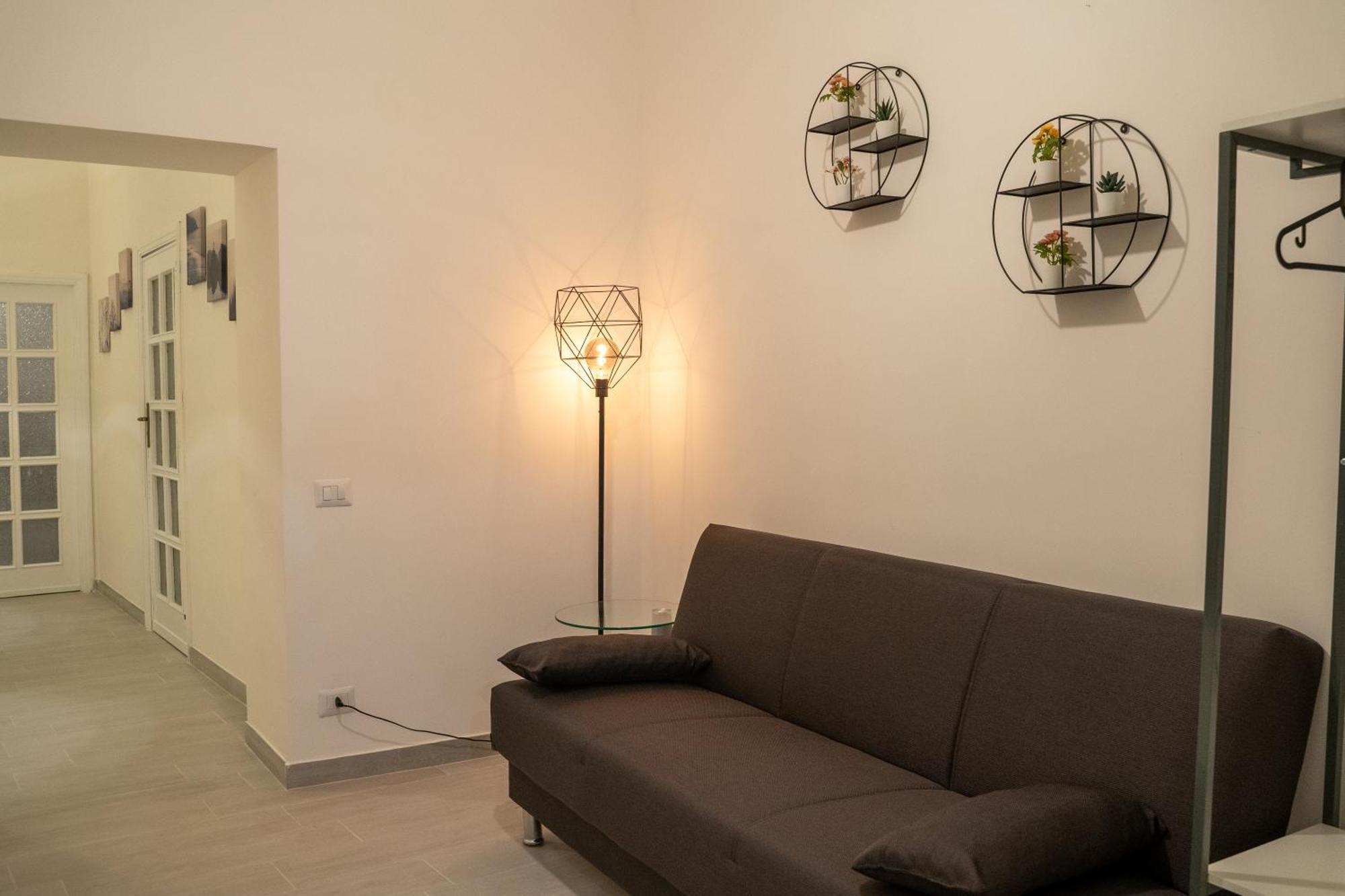 Dietro Al Plebiscito Luxury Suite Naples Exterior photo